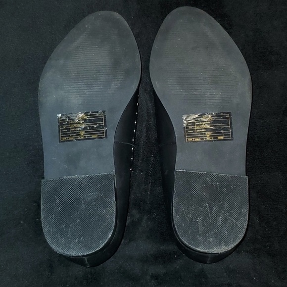 Super Cute Torrid Silver Studded Ankle Strap Flats sz 10 - Picture 5 of 9